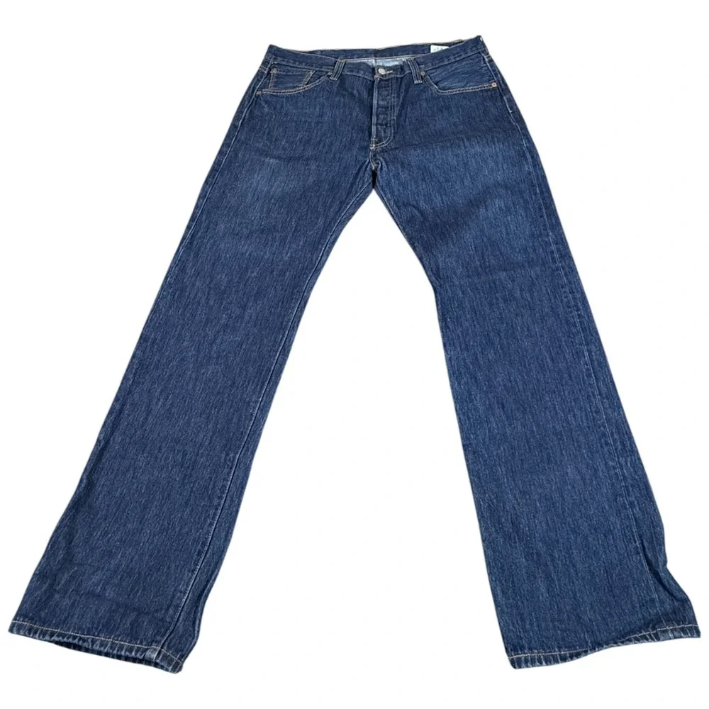 Levi's 501‎ Straight Fit Jeans Mens 38x32 (38x30.5) Blue Medium Wash Casual Wear